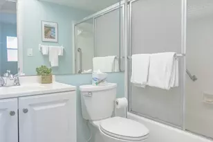 2901 Sunrise Lakes Dr E, Sunrise, FL 33322 - Photo 17