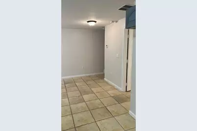 14040 NE 2nd Avenue, Miami, FL 33161 - Photo 7