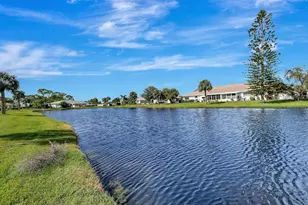 1234 S Lakes End Dr, Fort Pierce, FL 34982 - Photo 11