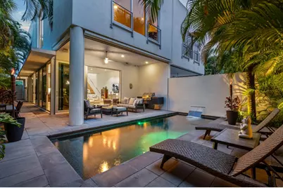 322 NE 7th Avenue, Delray Beach, FL 33483 - Photo 1