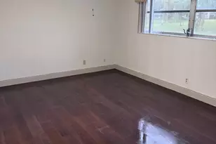 1010 Country Club Dr, Margate, FL 33063 - Photo 5