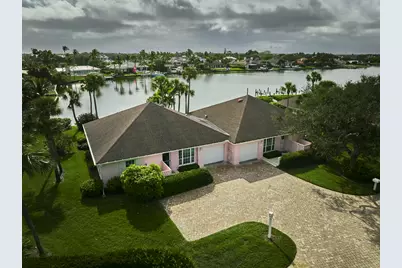 300 Harbour Drive, Unit #306, Vero Beach, FL 32963 - Photo 1