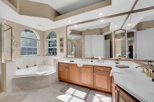 9402 Pinebark Ct, Fort Pierce, FL 34951 - Photo 23