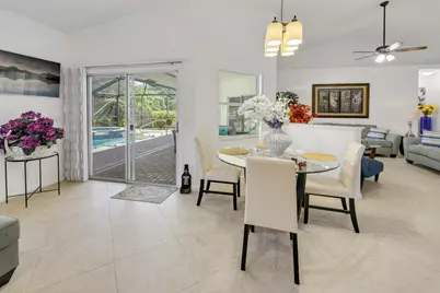 1935 Primrose Lane, Wellington, FL 33414 - Photo 9