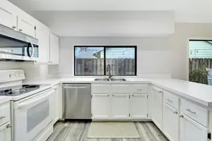 6039 Adams St, Jupiter, FL 33458 - Photo 7