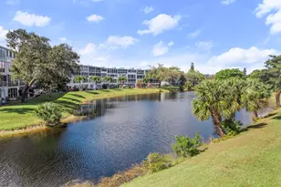 97 Oakridge H, Deerfield Beach, FL 33442 - Photo 3