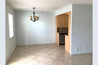 2078 Exeter E, Boca Raton, FL 33434 - Photo 9