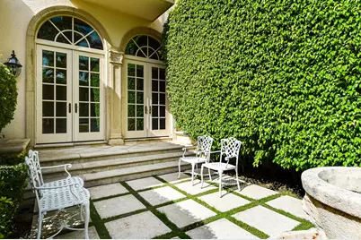 401 Chilean Avenue, Palm Beach, FL 33480 - Photo 11