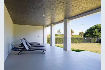 7683 Pelican Pointe Drive, Jensen Beach, FL 34957 - Photo 29