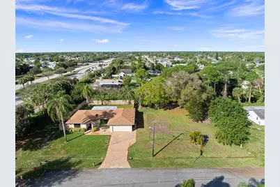 149 SE Fallon Drive, Port Saint Lucie, FL 34983 - Photo 7