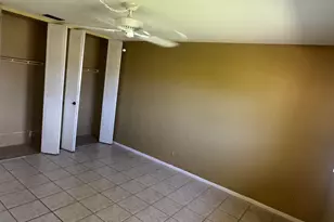 2804 Crosley E Dr E Unit #E, West Palm Beach, FL 33415 - Photo 11