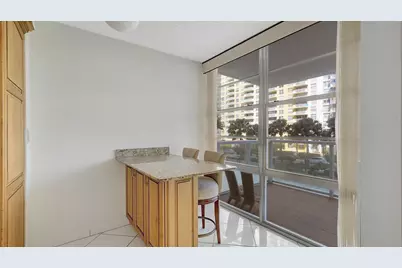 230 174th Street, Unit #308, Sunny Isles Beach, FL 33160 - Photo 17