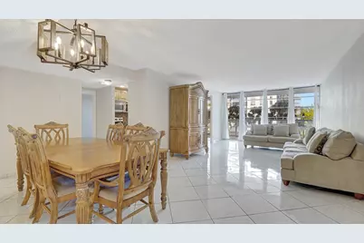 230 174th Street, Unit #308, Sunny Isles Beach, FL 33160 - Photo 3