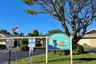 301 Circle Dr S, Boynton Beach, FL 33435 - Photo 5