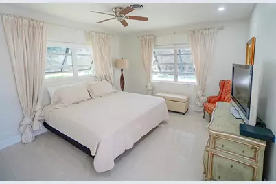 655 Castilla Lane, Boynton Beach, FL 33435 - Photo 13