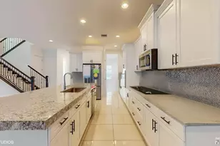 2098 Dickens Terrace, Palm Beach Gardens, FL 33418 - Photo 7