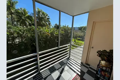1000 NE 14th Avenue, Unit #306, Hallandale Beach, FL 33009 - Photo 17