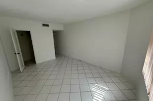 1980 S Ocean Dr, Hallandale Beach, FL 33009 - Photo 17