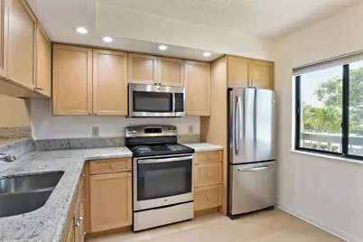 901 Seafarer Circle, Unit #201, Jupiter, FL 33477 - Photo 5