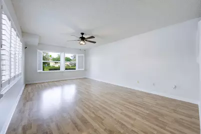 8160 Andover Court, Unit #60B, Lake Clarke Shores, FL 33406 - Photo 5