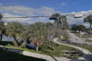 225 Bonnie Blvd, Palm Springs, FL 33461 - Photo 41