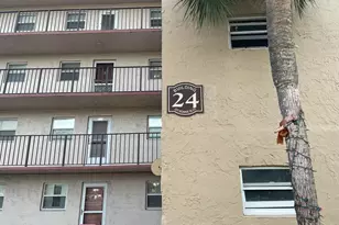 225 Bonnie Blvd, Palm Springs, FL 33461 - Photo 3