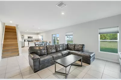 514 Raspberry Road, Fort Pierce, FL 34981 - Photo 7