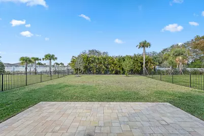 514 Raspberry Road, Fort Pierce, FL 34981 - Photo 33