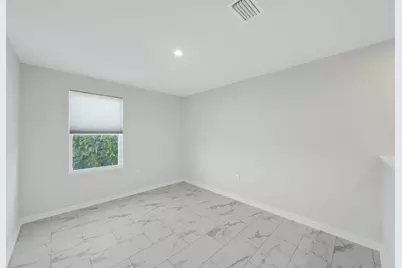 514 Raspberry Road, Fort Pierce, FL 34981 - Photo 17