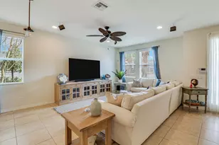 1227 N Community Dr, Jupiter, FL 33458 - Photo 7