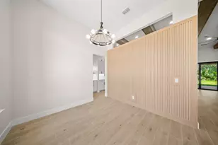 122 SE Via Lago Garda, Port Saint Lucie, FL 34952 - Photo 9