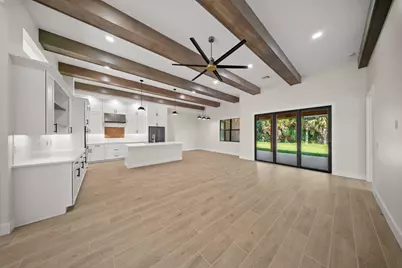 122 SE Via Lago Garda, Port Saint Lucie, FL 34952 - Photo 13