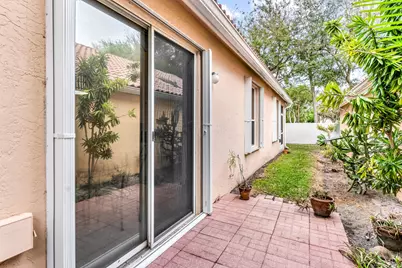 11074 Springbrook Circle, Boynton Beach, FL 33437 - Photo 31