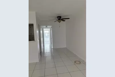 113 Berkshire E, West Palm Beach, FL 33417 - Photo 9