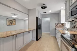 8761 Echo Ln, Boca Raton, FL 33496 - Photo 5