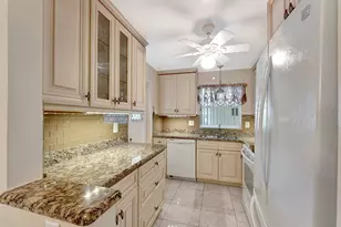 806 SE 7th St, Deerfield Beach, FL 33441 - Photo 35