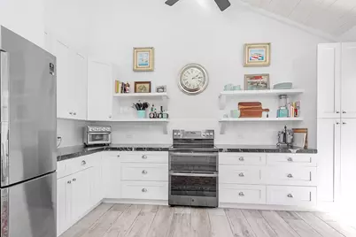 709 Irwin Lane, Jupiter, FL 33458 - Photo 7