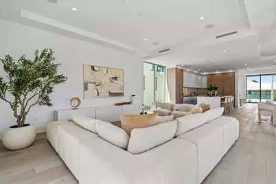 1070 Del Harbour Drive, Delray Beach, FL 33483 - Photo 21