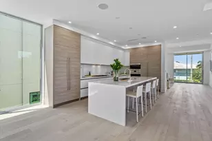 1070 Del Harbour Dr, Delray Beach, FL 33483 - Photo 9