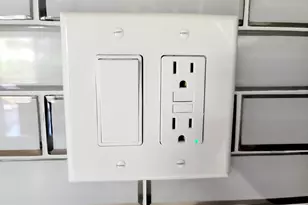 631 Executive Center Dr, West Palm Beach, FL 33401 - Photo 21