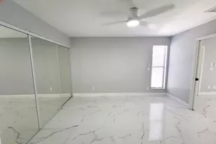 631 Executive Center Dr, West Palm Beach, FL 33401 - Photo 11