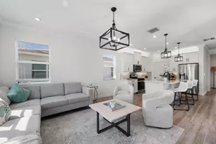 10282 SW Corvus Ln, Port Saint Lucie, FL 34987 - Photo 15