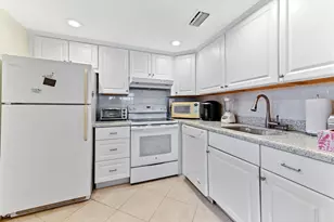 355 Monaco H, Delray Beach, FL 33446 - Photo 7