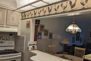 711 Lori Dr, Palm Springs, FL 33461 - Photo 9