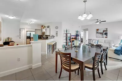 225 NE 1st Street, Unit #214, Delray Beach, FL 33444 - Photo 9