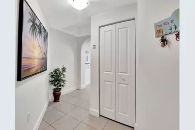 225 NE 1st Street, Unit #214, Delray Beach, FL 33444 - Photo 3