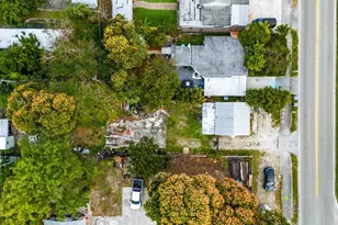 1047 Miner Rd, Lake Worth, FL 33462 - Photo 11