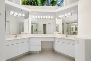120 Coral Cay Dr, Palm Beach Gardens, FL 33418 - Photo 11