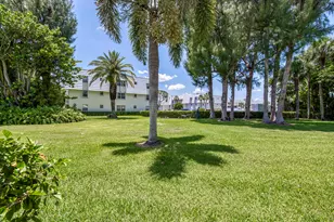 1205 Sandy Ln, Singer Island, FL 33404 - Photo 9