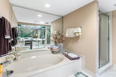 2480 Presidential Way, Unit #204, West Palm Beach, FL 33401 - Photo 11